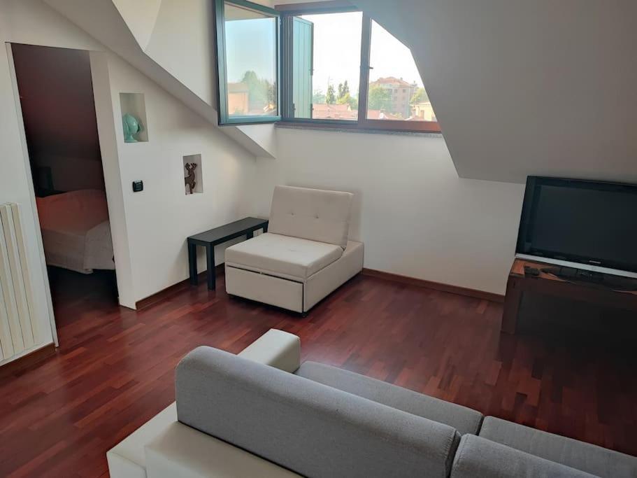 Un Posto Tranquillo A * Milan